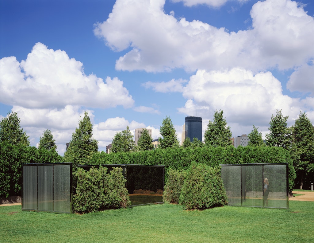 Two-way Mirror Punched Steel Hedge Labyrinth