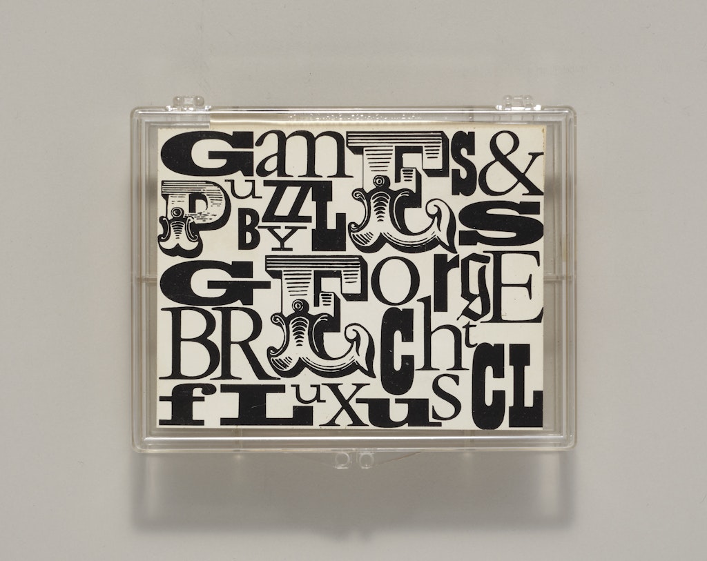 Games & Puzzles/Black Ball Puzzle