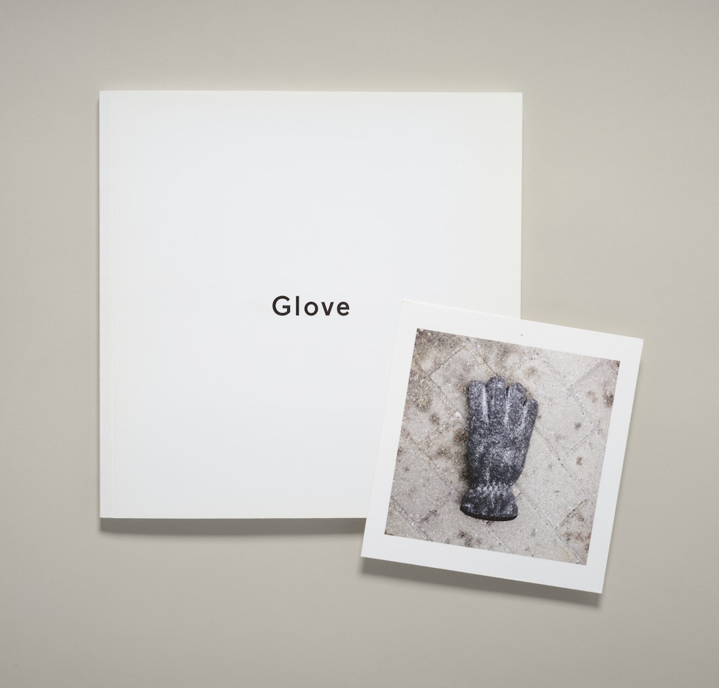 Glove